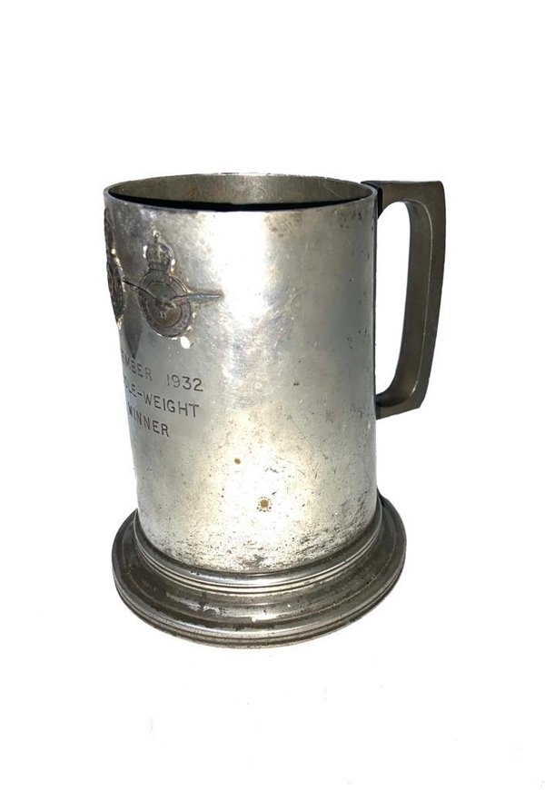 1932 British Champion Middle-Weight Cup
